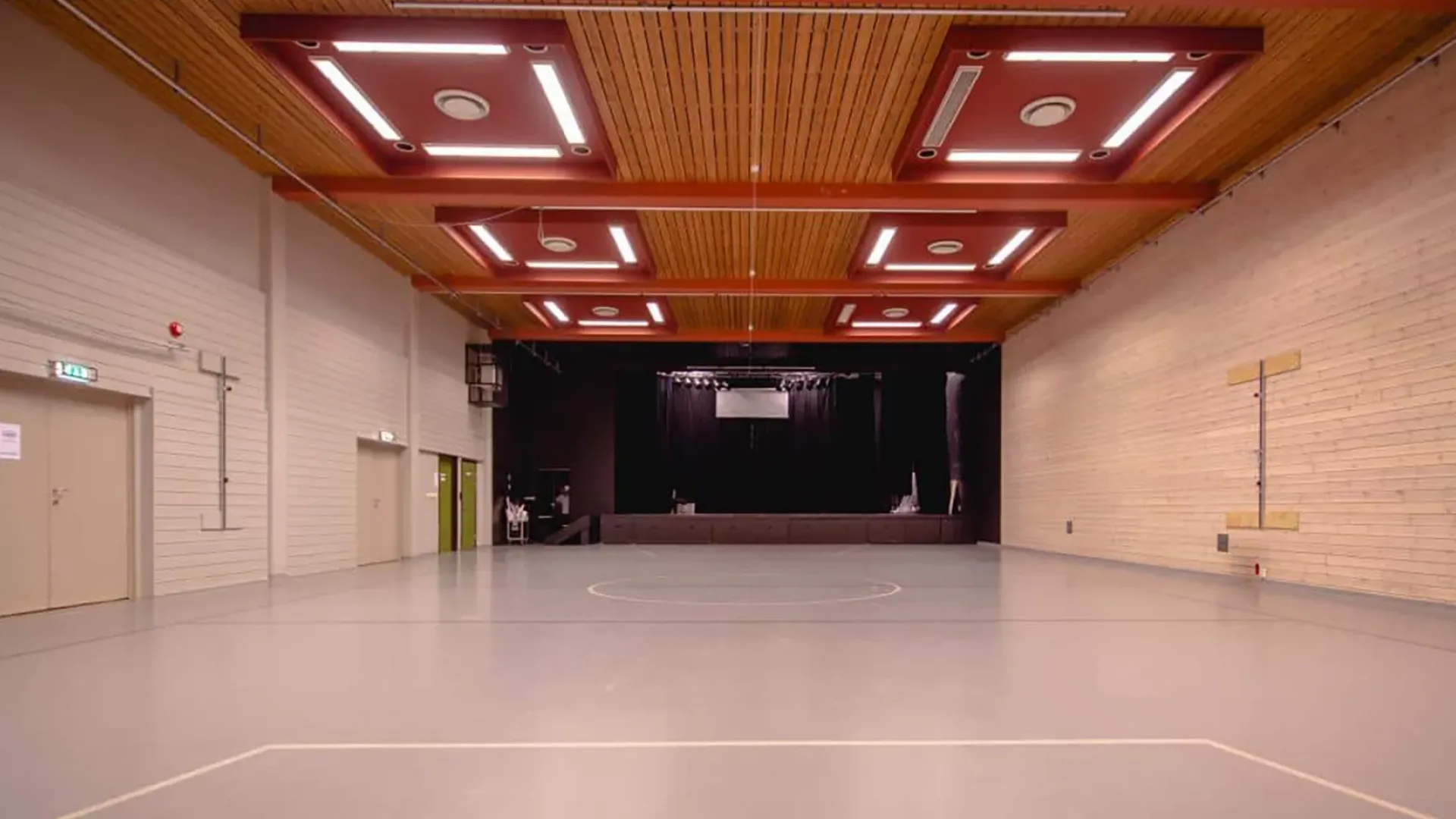 Gymsalen på Musikkfolkehøgskolen Viken